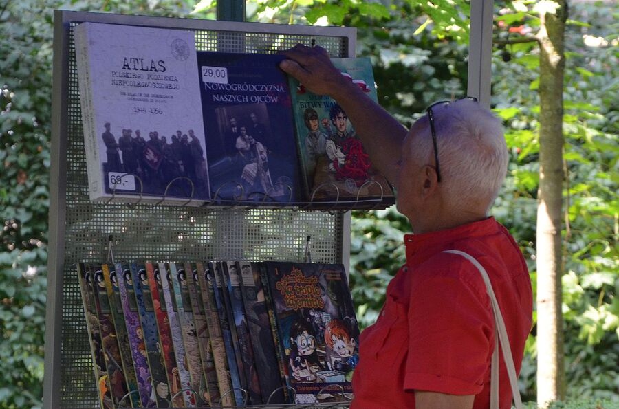 Wystawa o prof. Wacławie Felczaku na Plantach. Fot. Janusz Ślęzak (IPN)