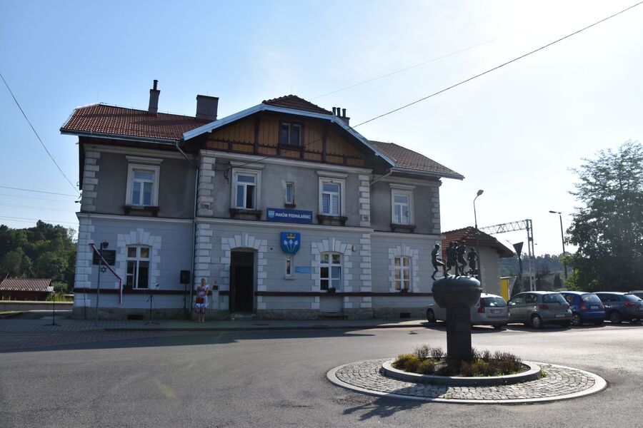 Dworzec w Makowie Podhalańskim