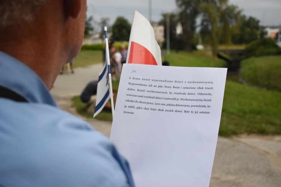 Uroczystości w Kielcach w 80. rocznicę likwidacji getta. Fot. Dariusz Skrzyniarz (IPN)