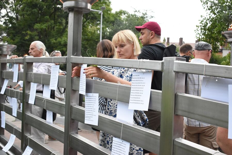 Uroczystości w Kielcach w 80. rocznicę likwidacji getta. Fot. Dariusz Skrzyniarz (IPN)
