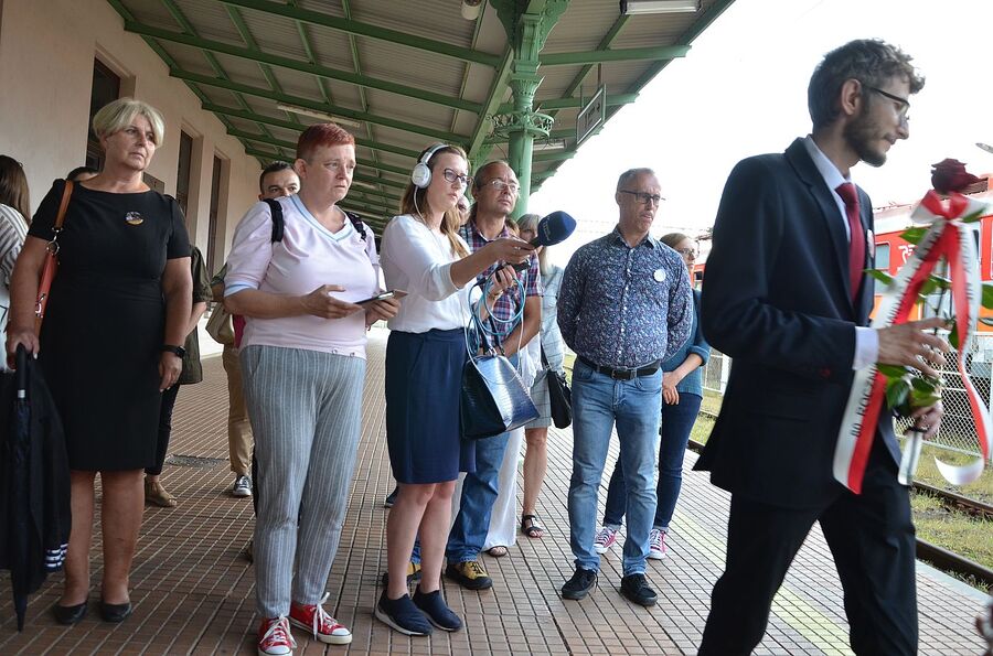 W Nowym Sączu uczczono pamięć żydowskiej społeczności miasta. Fot. Janusz Ślęzak (IPN)