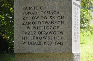 W Wieliczce uczczono pamięć Żydów – ofiar niemieckiej Akcji Reinhardt. Fot. Janusz Ślęzak (IPN)