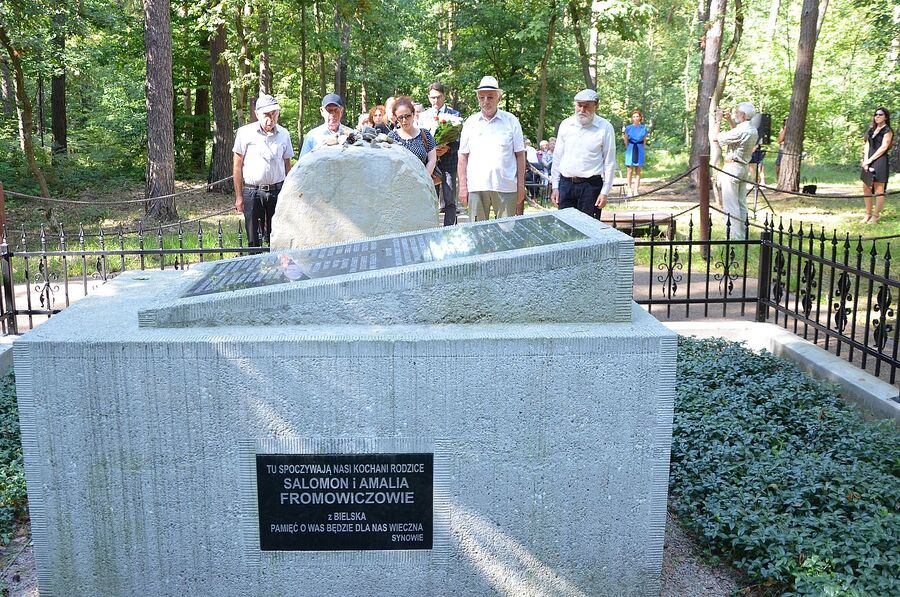 W Niepołomicach uczczono pamięć Żydów – ofiar niemieckiej Akcji Reinhardt. Fot. Janusz Ślęzak (IPN)