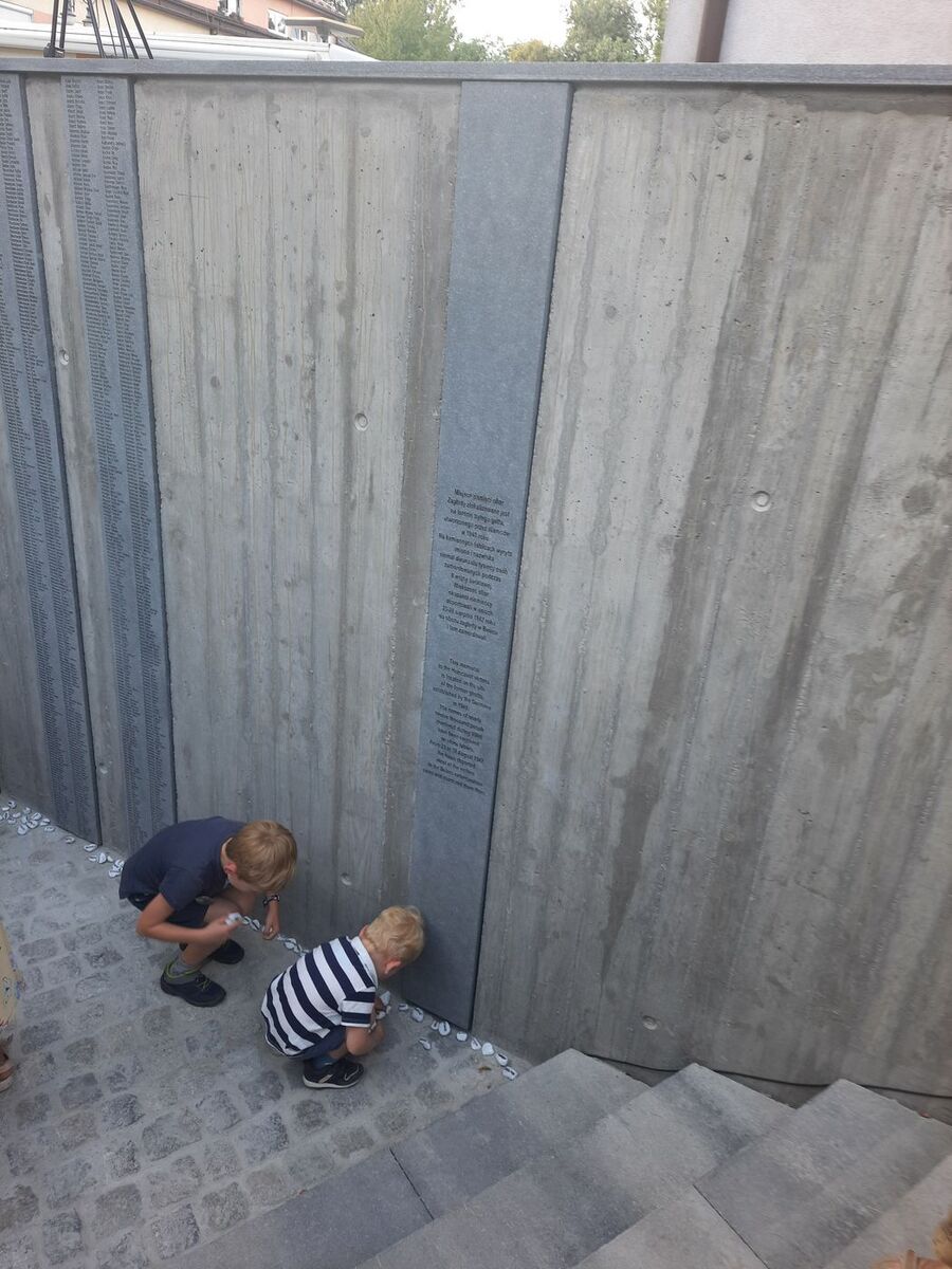 W Nowym Sączu otwarto Skwer Pamięci Ofiar Zagłady. Fot. IPN