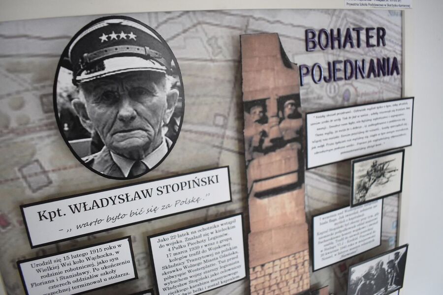 Wystawa prac o westerplatczykach. Fot. Dariusz Skrzyniarz (IPN)