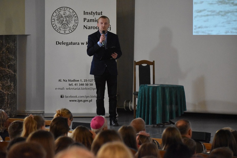 Premierowy pokaz filmu pt. „Kieleckie Westerplatte”. Fot. Dariusz Skrzyniarz (IPN)