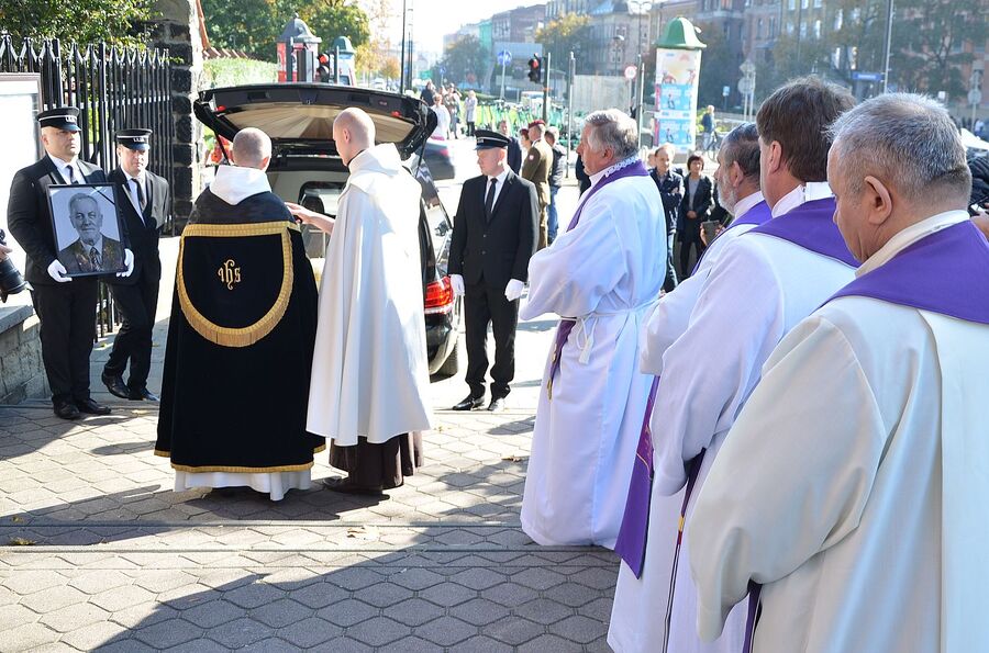 Uroczystości pogrzebowe Mieczysława Gila w Krakowie. Fot. Janusz Ślęzak (IPN)