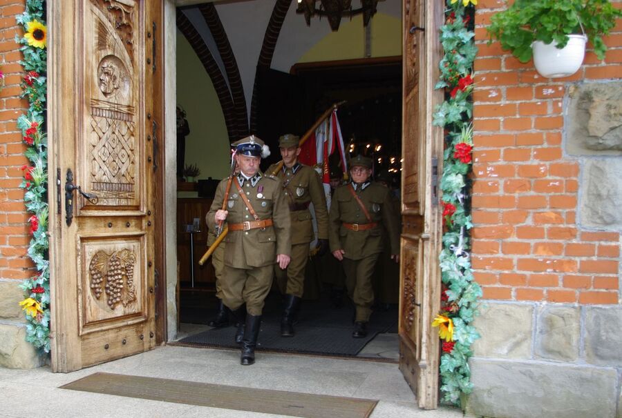 W Rabce-Zdroju odsłonięto pomnik legionistów. Fot. Jakub Ryba (IPN)