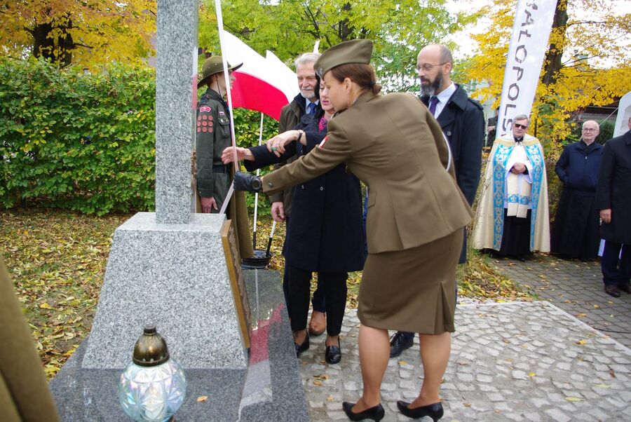 W Rabce-Zdroju odsłonięto pomnik legionistów. Fot. Jakub Ryba (IPN)