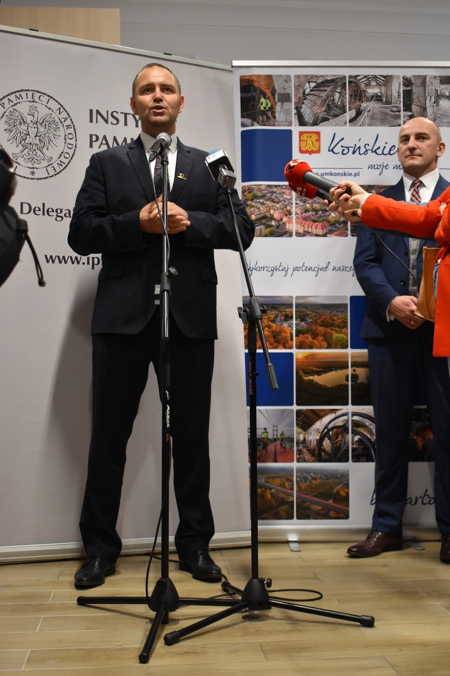 Końskie. Wernisaż wystawy „Waldemar Szwiec »Robot«”. Fot. Katarzyna Polit (IPN)