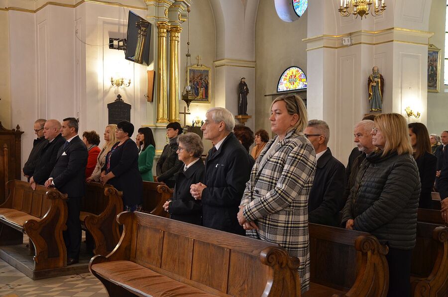 W Rzezawie upamiętniono żołnierza NOW/AK Władysława Gałkę. Fot. Janusz Ślęzak (IPN)