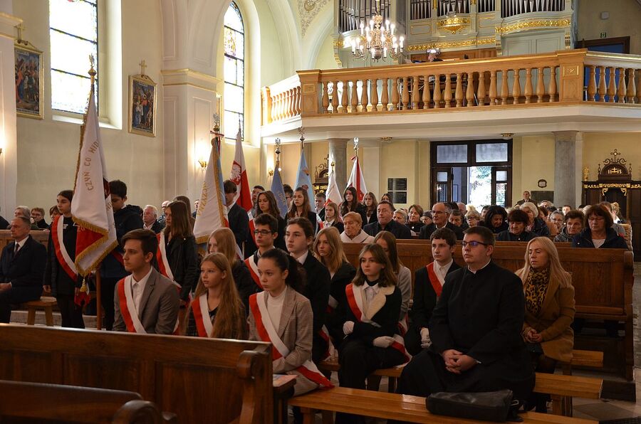 W Rzezawie upamiętniono żołnierza NOW/AK Władysława Gałkę. Fot. Janusz Ślęzak (IPN)
