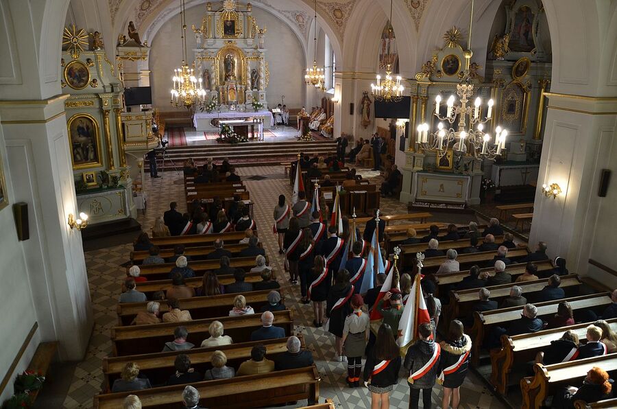 W Rzezawie upamiętniono żołnierza NOW/AK Władysława Gałkę. Fot. Janusz Ślęzak (IPN)