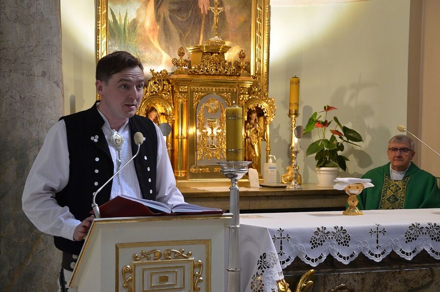 Uroczystości w 80. rocznicę śmierci Józefy Machay-Mikowej. Fot. Janusz Ślęzak (IPN)