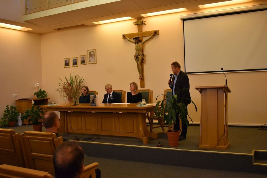 Promocja książki „A droga była niełatwa...”. Fot. Dariusz Skrzyniarz (IPN)