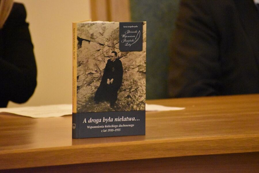 Promocja książki „A droga była niełatwa...”. Fot. Dariusz Skrzyniarz (IPN)