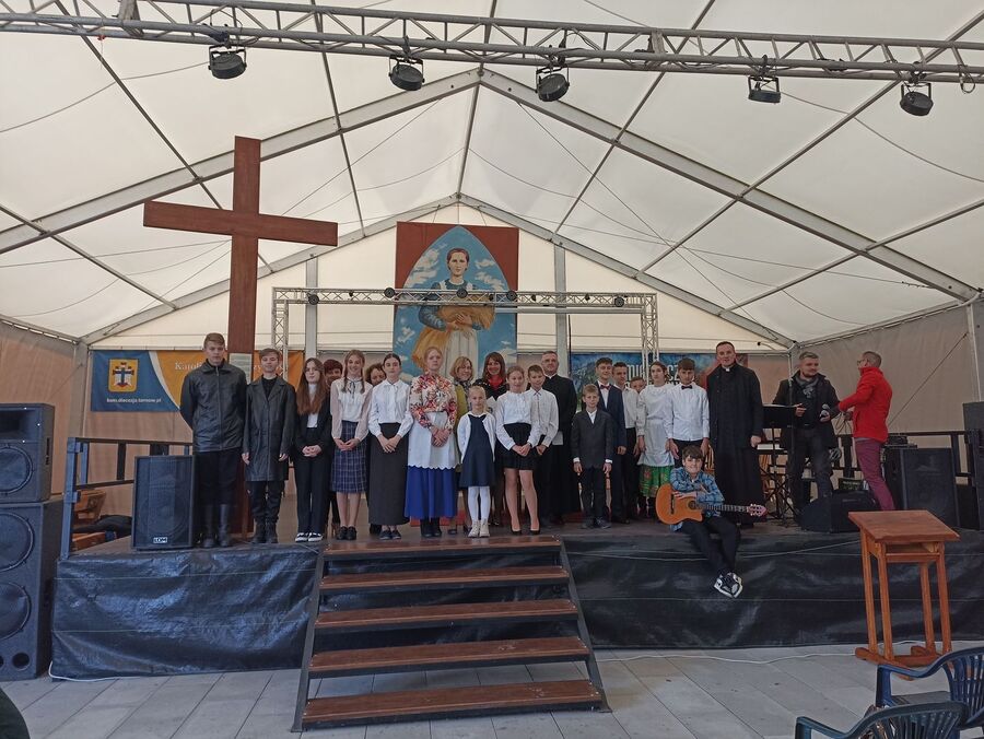 W Zabawie pod Tarnowem upamiętniono organizatorów tajnego nauczania. Fot. IPN