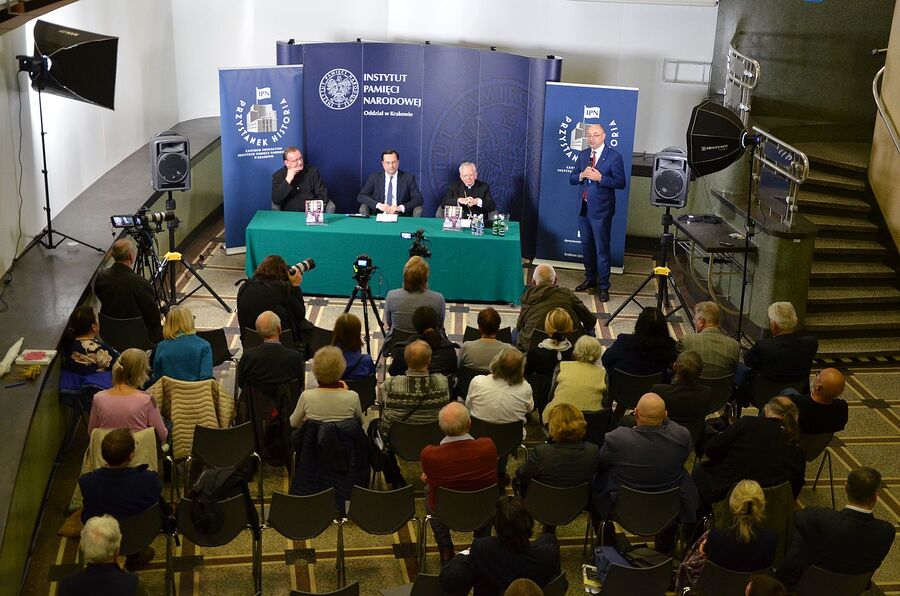 Dyskusja o książce „Defensor Ecclesiae. Arcybiskup Antoni Baraniak (1904-1977)”. Fot. Janusz Ślęzak (IPN)