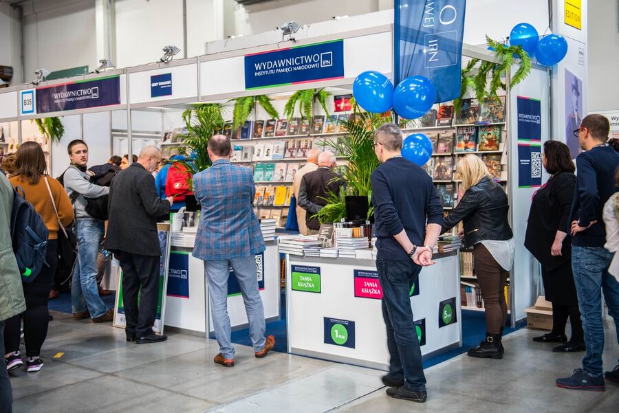 Wydawnictwo IPN na Targach Książki w Krakowie. Fot. Agnieszka Masłowska (IPN)