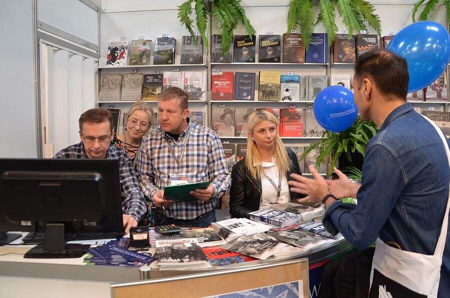 Wydawnictwo IPN na Targach Książki w Krakowie. Fot. Janusz Ślęzak (IPN)