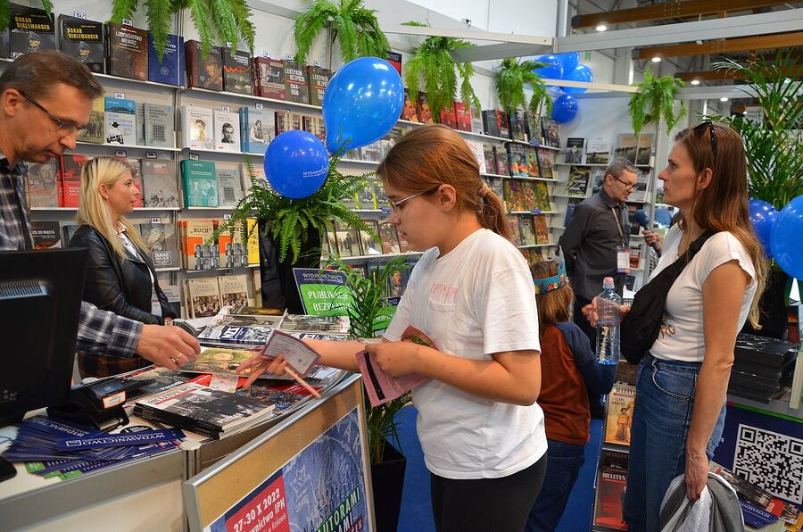 Wydawnictwo IPN na Targach Książki w Krakowie. Fot. Janusz Ślęzak (IPN)