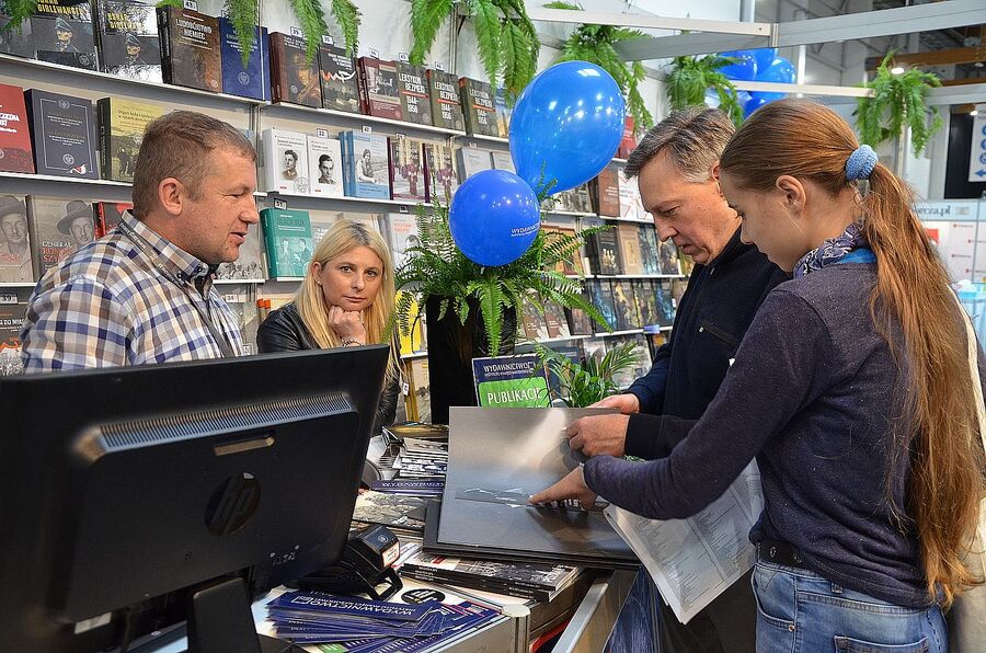 Wydawnictwo IPN na Targach Książki w Krakowie. Fot. Janusz Ślęzak (IPN)