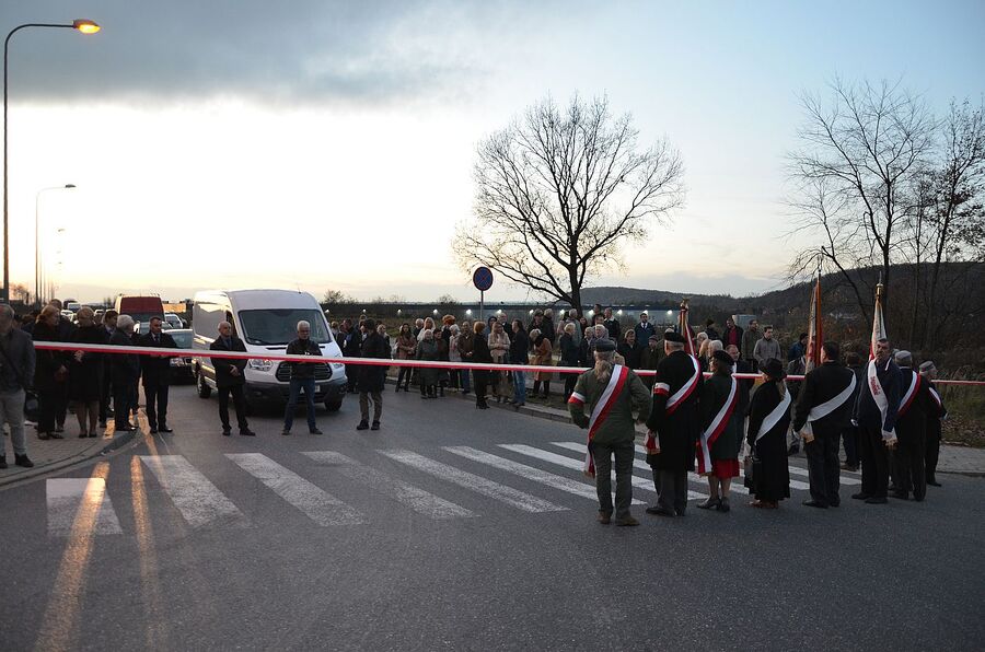 W Skawinie oficjalnie otwarto ulicę Mieczysława Majdzika. Fot. Janusz Ślęzak (IPN)