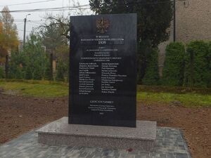 Pomnik ofiar niemieckich zbrodni w Charsznicy. Fot. IPN