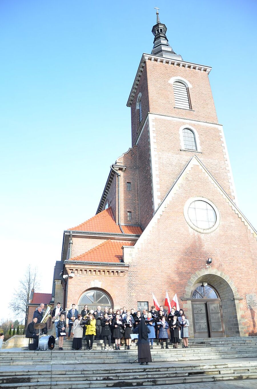 Święto Niepodległości w Pierzchowie i Niegowici. Fot. Janusz Ślęzak (IPN)
