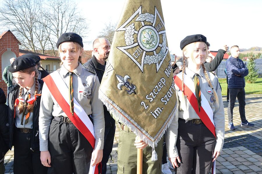 Święto Niepodległości w Pierzchowie i Niegowici. Fot. Janusz Ślęzak (IPN)