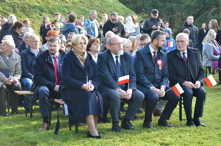 Święto Niepodległości w Pierzchowie i Niegowici. Fot. Janusz Ślęzak (IPN)