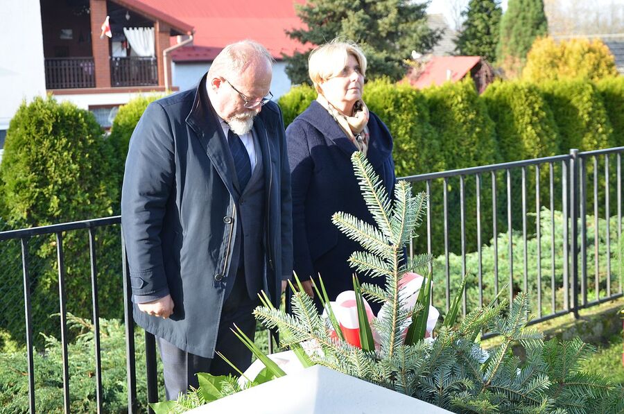 Święto Niepodległości w Pierzchowie i Niegowici. Fot. Janusz Ślęzak (IPN)