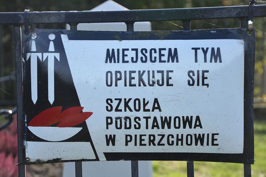 Święto Niepodległości w Pierzchowie i Niegowici. Fot. Janusz Ślęzak (IPN)