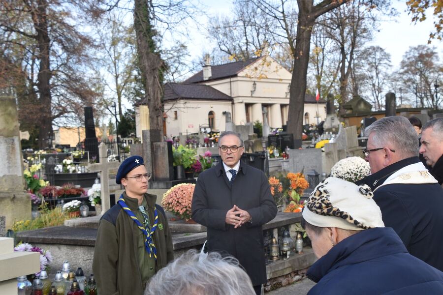 Uroczystość przy grobie braci Machowiczów w Wieliczce