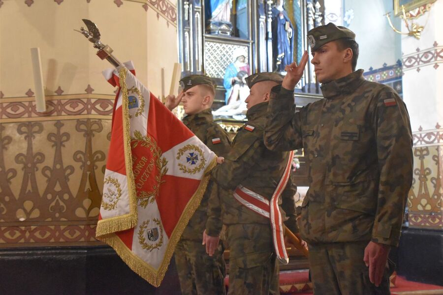 Uroczystość poświęcenia nowego nagrobka Bolesława Zmysły