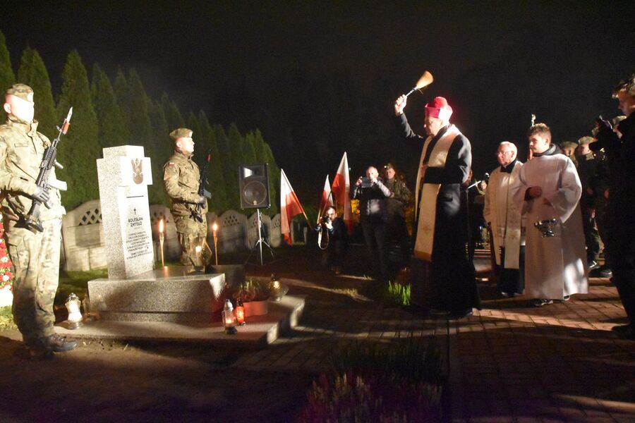 Uroczystość poświęcenia nowego nagrobka Bolesława Zmysły