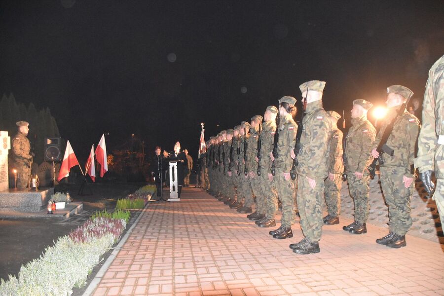 Uroczystość poświęcenia nowego nagrobka Bolesława Zmysły