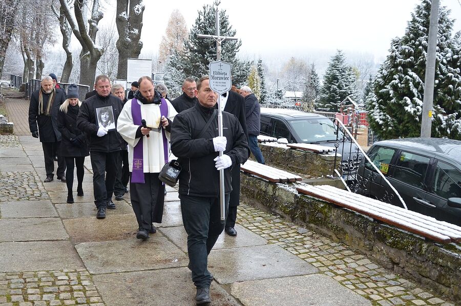 Ostatnie pożegnanie Elżbiety Morawiec. Fot. Janusz Ślęzak (IPN)