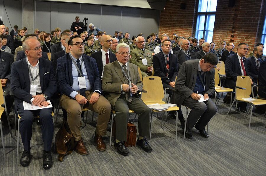 Kraków. Konferencja w 81. rocznicę śmierci marsz. Edwarda Śmigłego-Rydza. Fot. Janusz Ślęzak (IPN)
