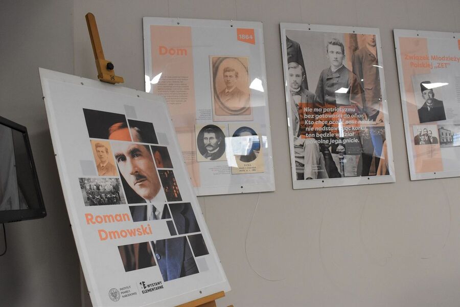 Wystawa o Romanie Dmowskim. Fot. Dariusz Skrzyniarz (IPN)