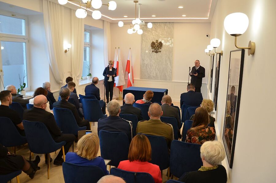 Wadowice. Odznaczenia państwowe dla trojga bohaterów podziemia niepodległościowego. Fot. Janusz Ślęzak (IPN)