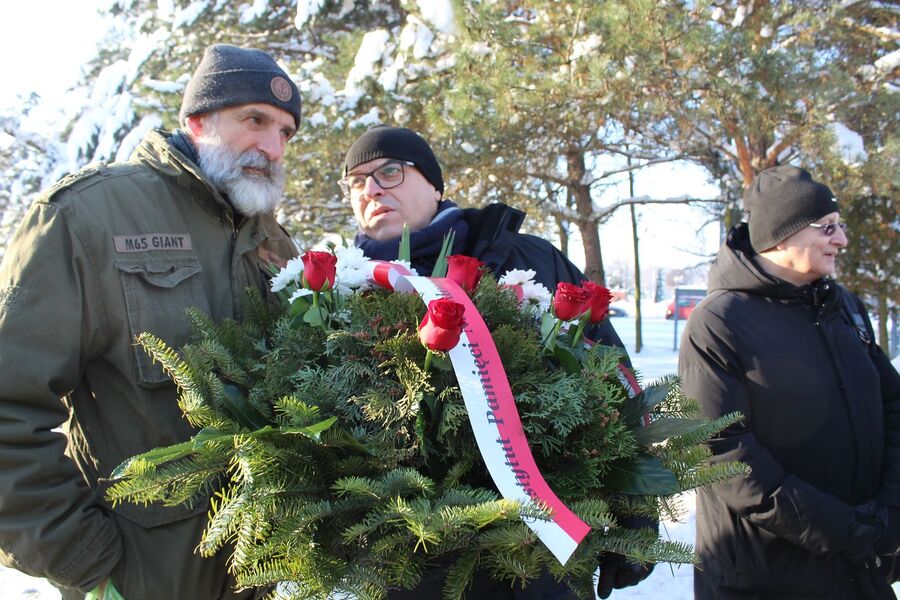 Pogrzeb kpt. Jerzego Widejki. Fot. Roksana Szczypta-Szczęch (IPN)