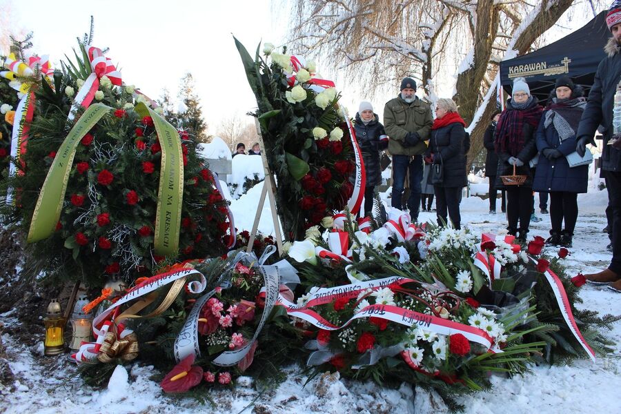 Pogrzeb kpt. Jerzego Widejki. Fot. Roksana Szczypta-Szczęch (IPN)