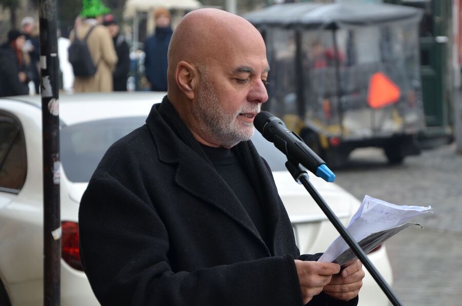 Odsłonięcie tablicy bojowców żydowskich przy ul. Szpitalnej 38. Fot. Janusz Ślęzak (IPN)