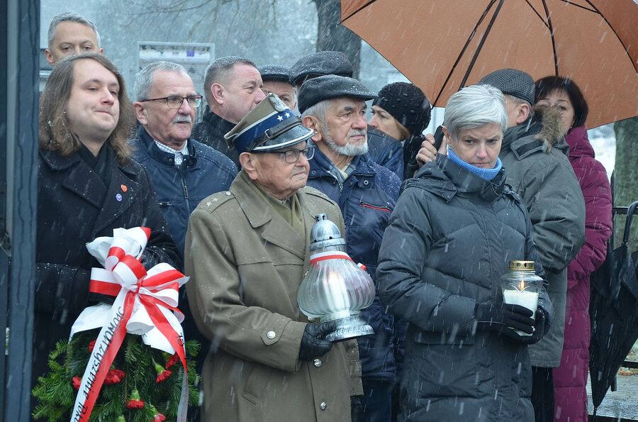 W Brzeszczach uczczono pamięć ofiar marszu śmierci z KL Auschwitz. Fot. Janusz Ślęzak (IPN)