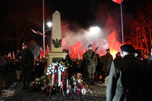 Kieleckie upamiętnienie 160. rocznicy wybuchu powstania styczniowego. Fot. Dariusz Skrzyniarz (IPN)