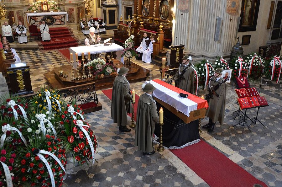 W Krakowie pochowano płk. prof. Wojciecha Narębskiego. Fot. Janusz Ślęzak (IPN)