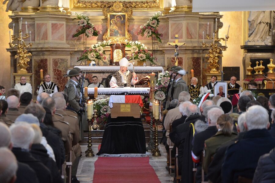 W Krakowie pochowano płk. prof. Wojciecha Narębskiego. Fot. Janusz Ślęzak (IPN)