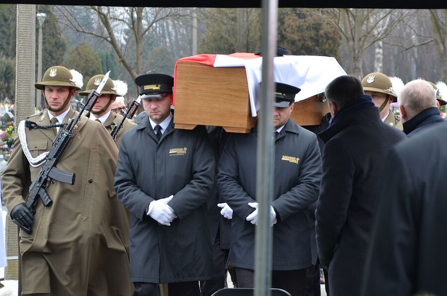 W Krakowie pochowano płk. prof. Wojciecha Narębskiego. Fot. Janusz Ślęzak (IPN)