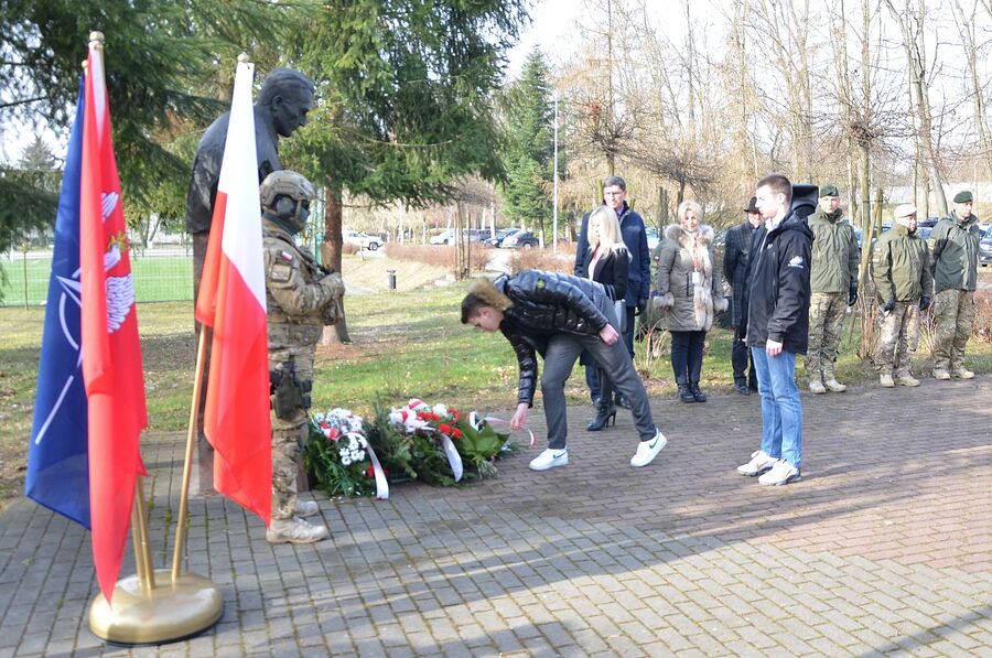 Specjalsi z Nila uczcili patrona jednostki. Fot. Janusz Ślęzak (IPN)